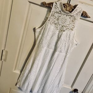 Abercrombie & Fitch - Sz.M white lace A-line dress